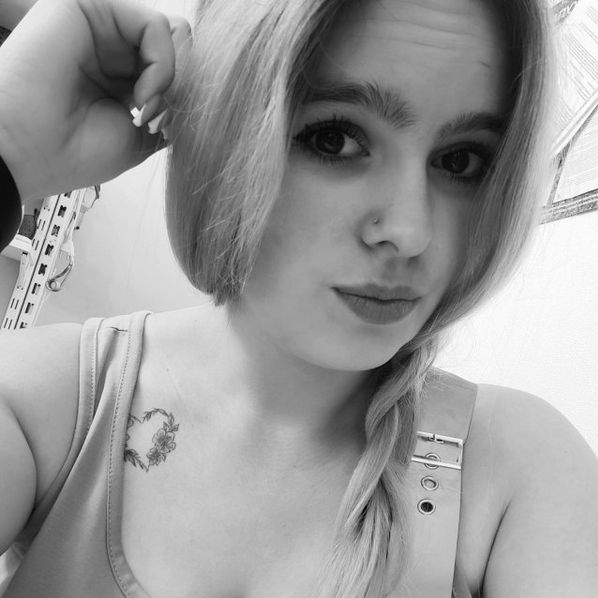 kleinespitze sarah aus st-gallen in st-gallen sucht sex